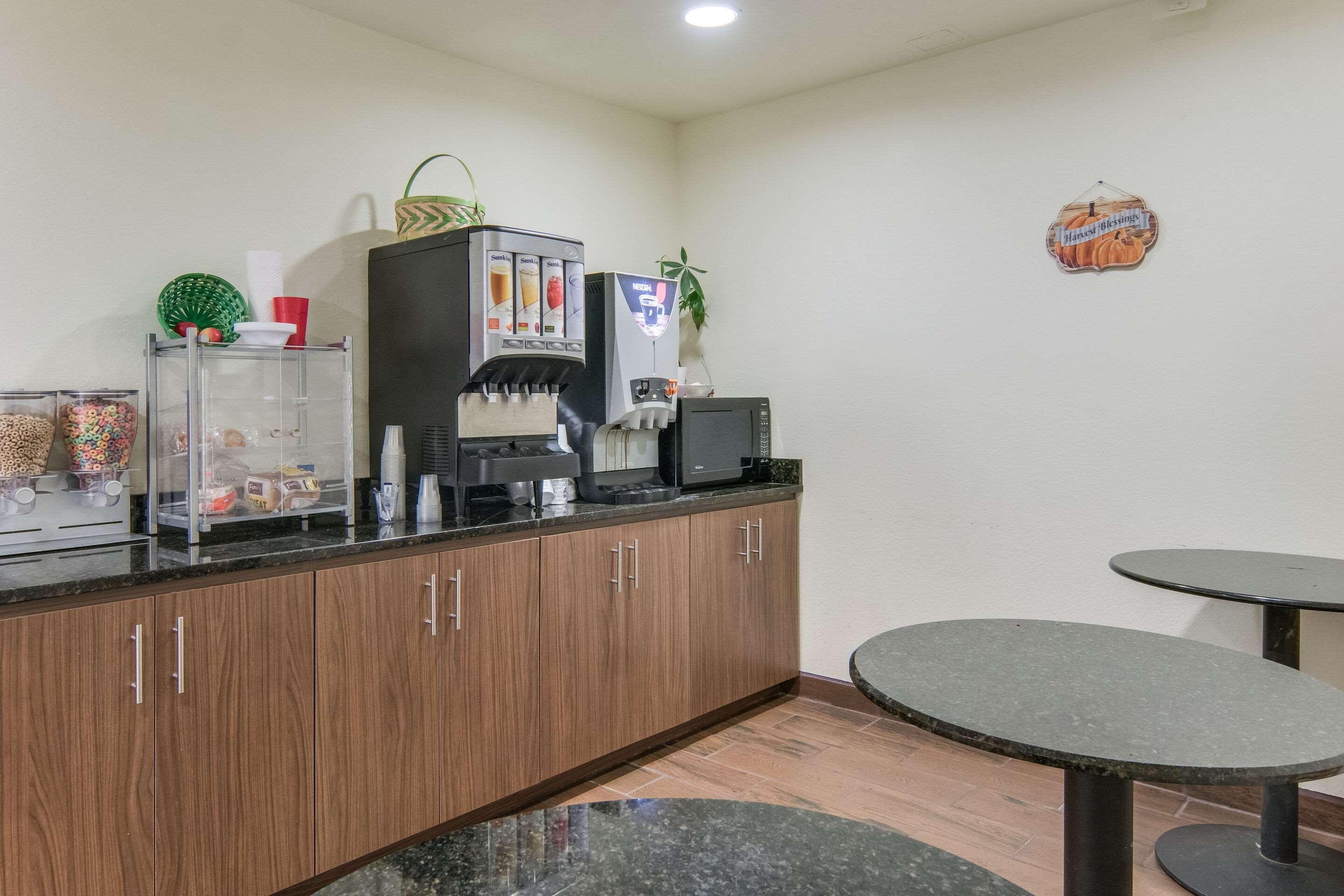 Rodeway Inn Уэтерфорд Экстерьер фото
